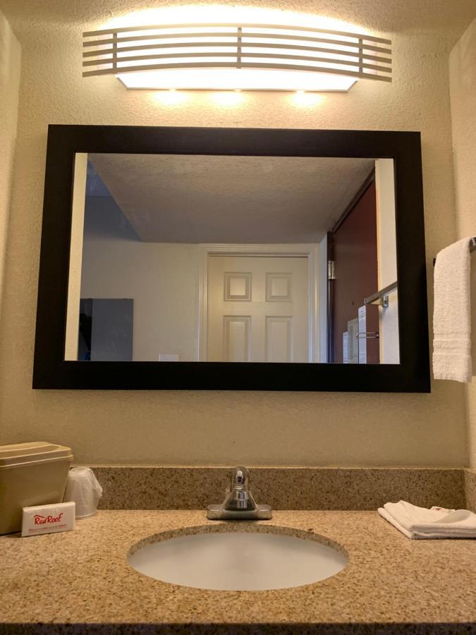 Red Roof Inn Atlanta - Six Flags Lodge West Экстерьер фото