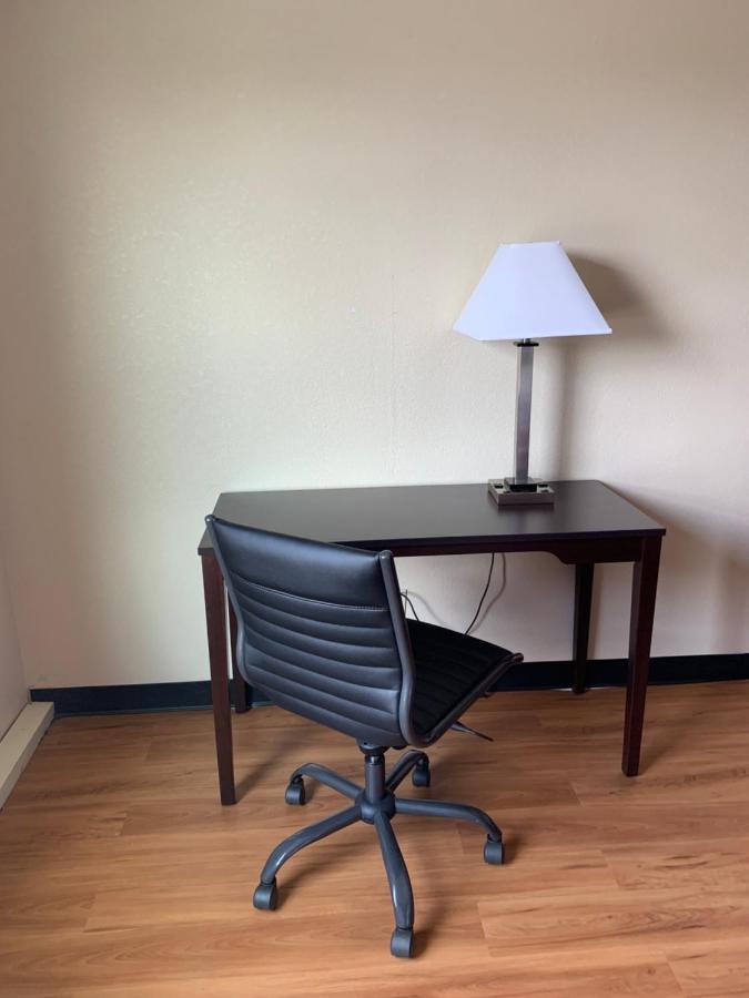 Red Roof Inn Atlanta - Six Flags Lodge West Экстерьер фото
