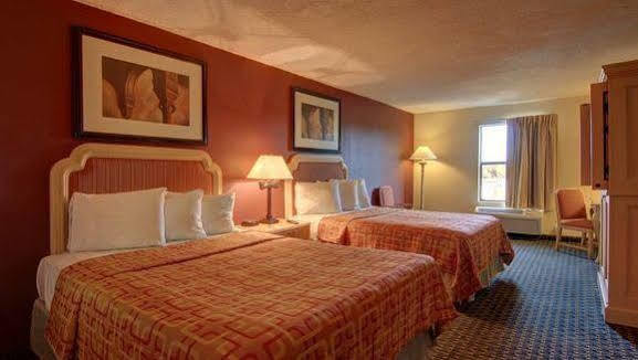 Red Roof Inn Atlanta - Six Flags Lodge West Экстерьер фото